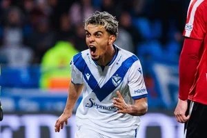 Ronaldo Martínez y un estreno soñado: el gol que le dio la victoria a Vélez ante&nbsp;Estudiantes